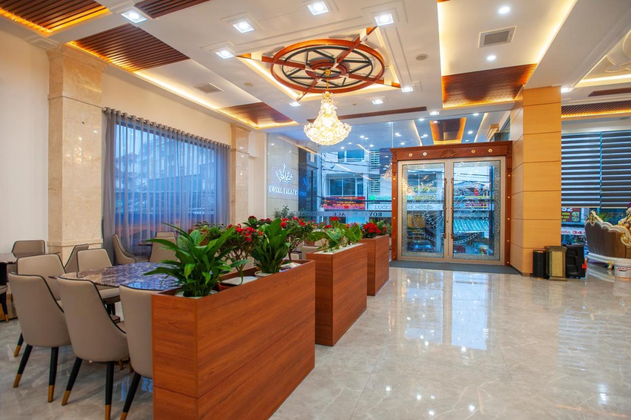 Royal Palace Hotel